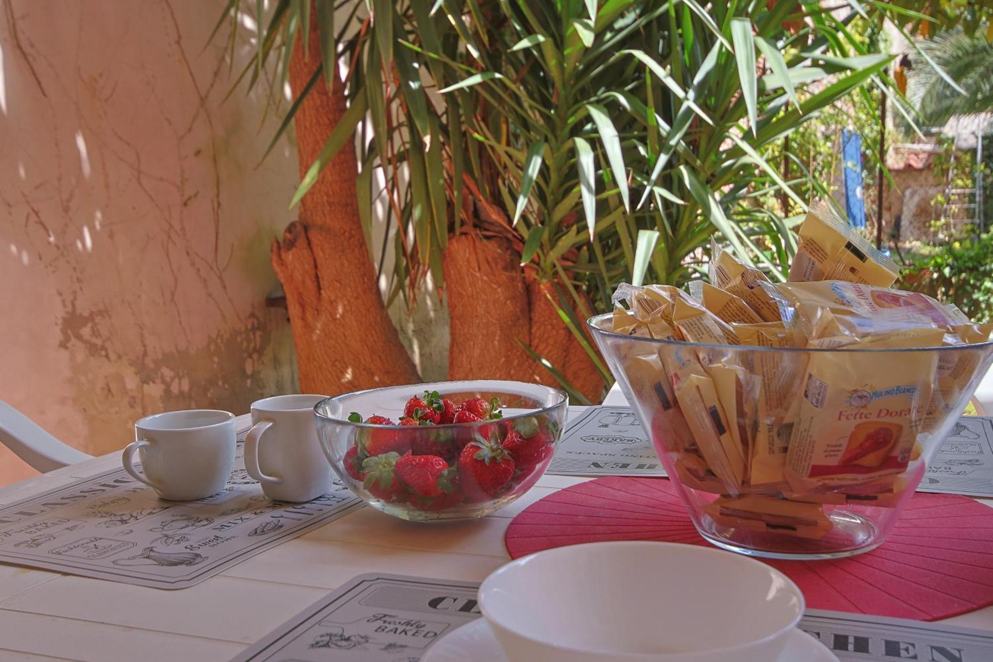 B&B Cristina Garden Pise Extérieur photo